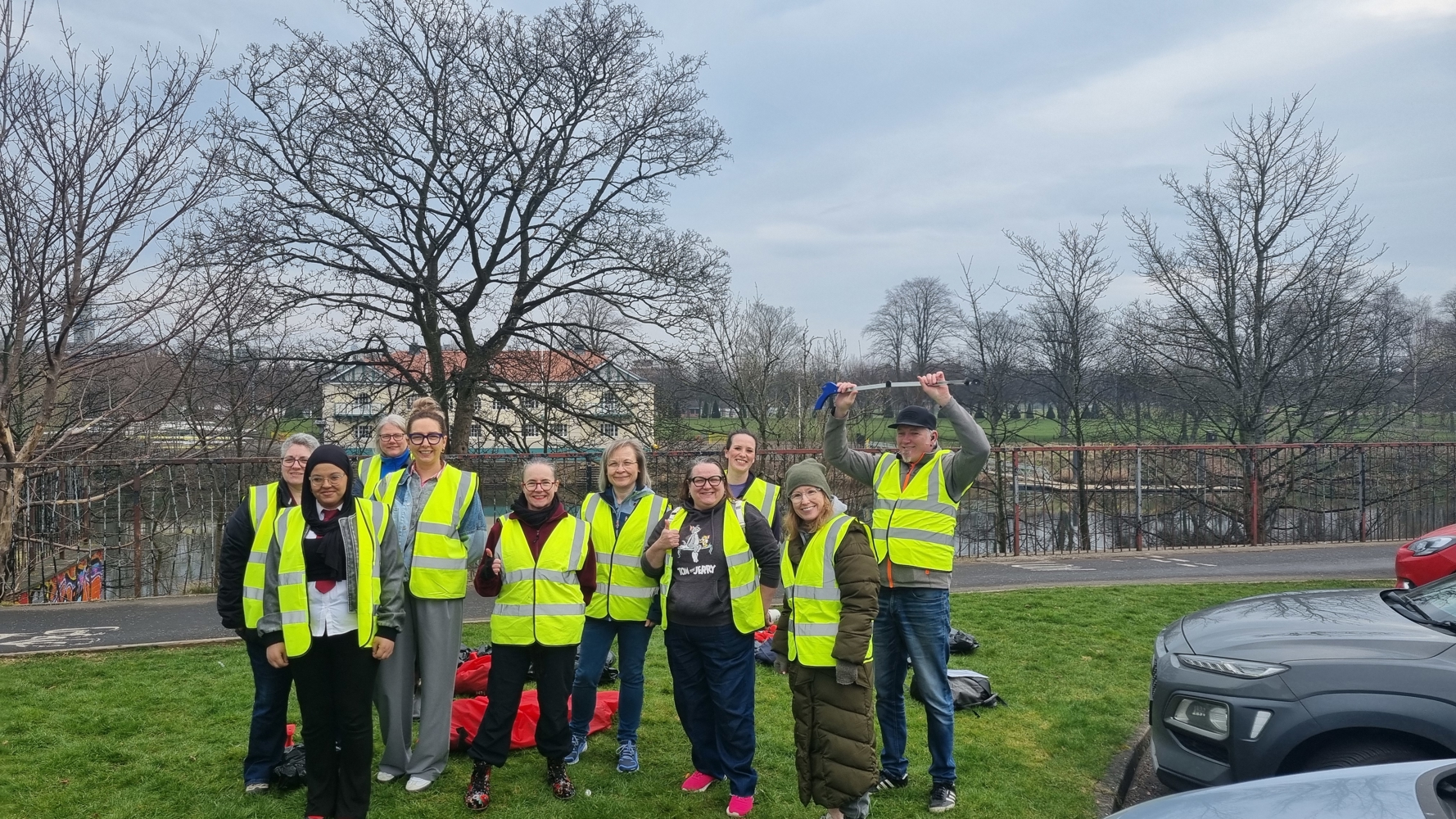 A group of people doing a litter pick