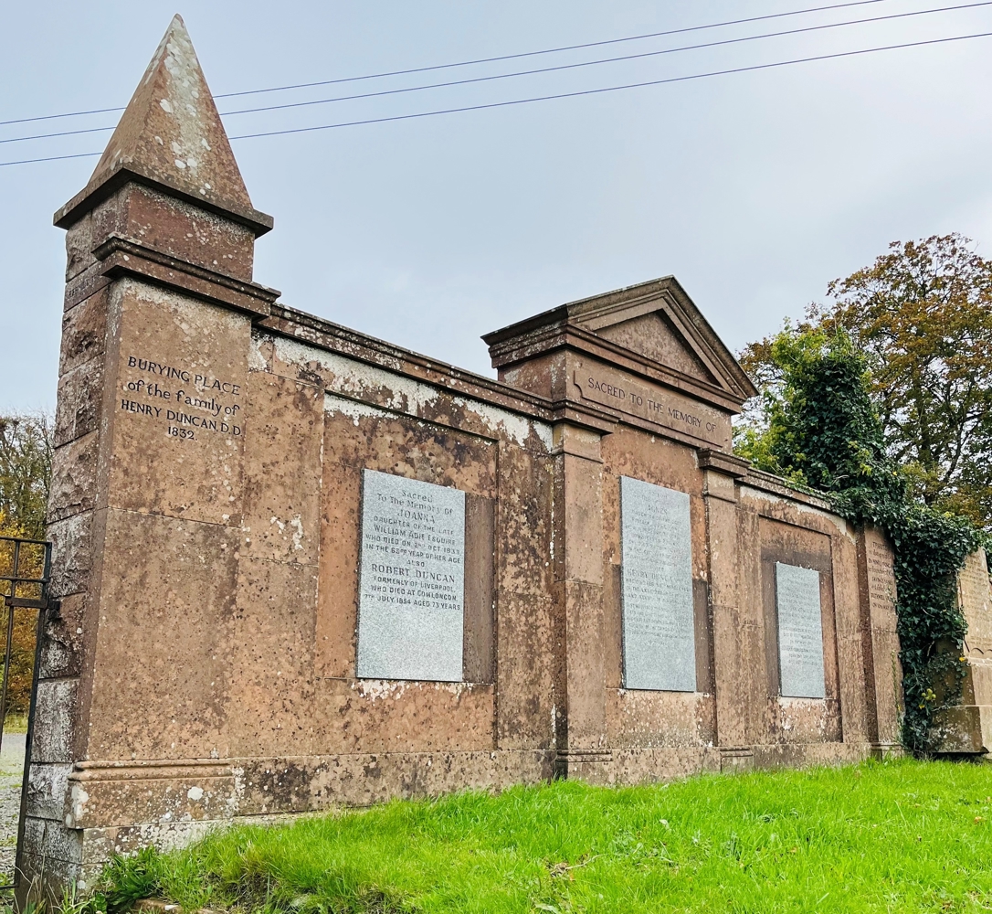 Rev Henry Duncan's burial place